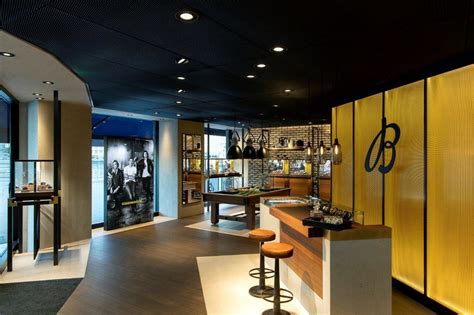 breitling geneva boutique.